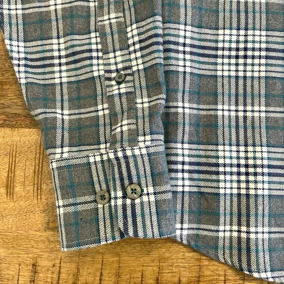 Untuckit Mens Flannel Button Shirt L Gray Plaid Quenterra Long Sleeve Cotton - Picture 5 of 11